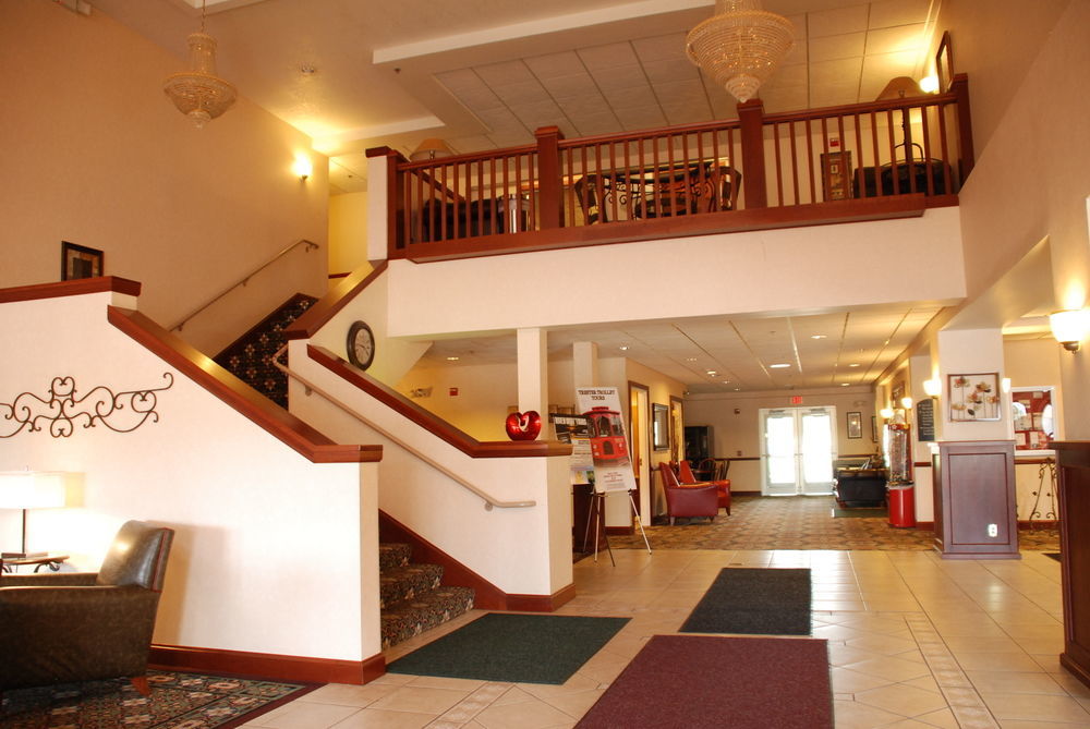 The Plaza Hotel & Suites Winona Exterior photo